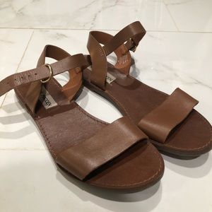 Steve Madden sandals